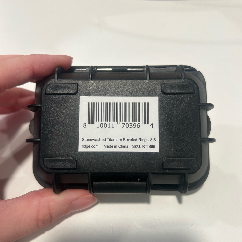 Titanium Men's Ring- Wedding Ring - image 5